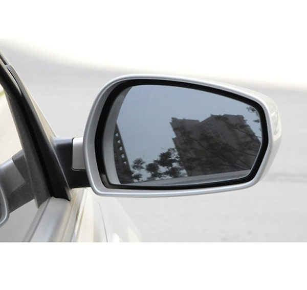 大視野汽車后視鏡安裝方法有哪些優缺點？判斷車距有哪些小技巧？
